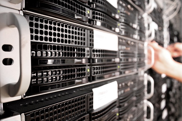 Servidor para el registro de datos de analizadores de red eléctrica